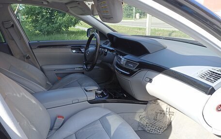 Mercedes-Benz S-Класс, 2009 год, 2 199 000 рублей, 2 фотография