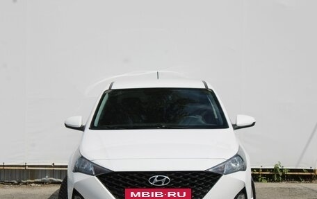 Hyundai Solaris II рестайлинг, 2021 год, 1 440 000 рублей, 2 фотография