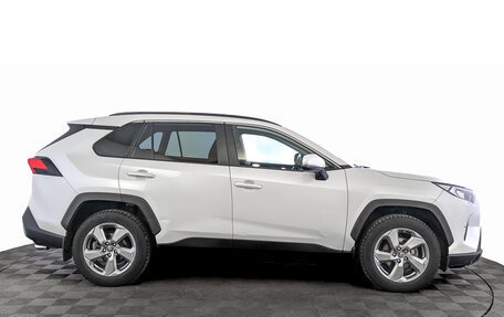 Toyota RAV4, 2021 год, 3 120 000 рублей, 4 фотография