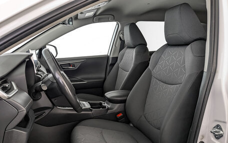 Toyota RAV4, 2021 год, 3 120 000 рублей, 20 фотография
