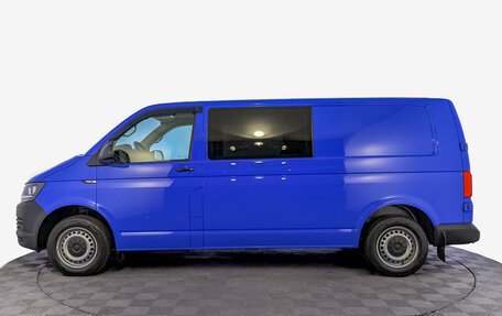 Volkswagen Transporter T6 рестайлинг, 2017 год, 2 650 000 рублей, 8 фотография