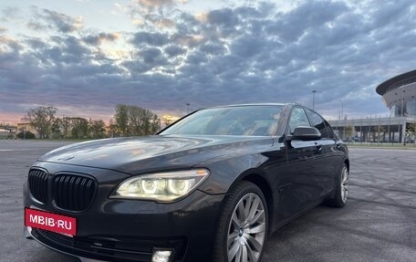 BMW 7 серия, 2012 год, 1 920 000 рублей, 11 фотография