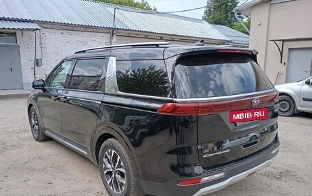KIA Carnival, 2021 год, 3 300 000 рублей, 4 фотография