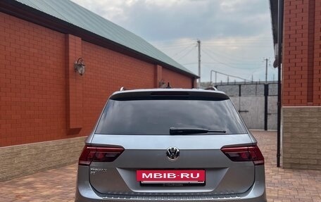 Volkswagen Tiguan II, 2021 год, 3 350 000 рублей, 6 фотография