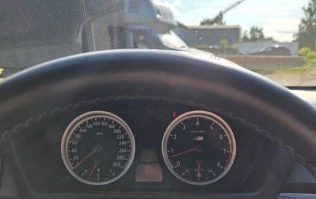 BMW X6 M, 2011 год, 1 890 000 рублей, 17 фотография