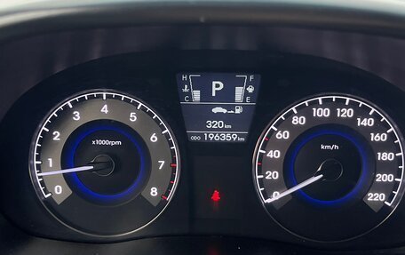 Hyundai Solaris II рестайлинг, 2011 год, 620 000 рублей, 11 фотография