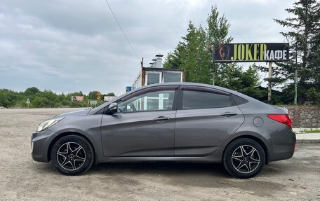 Hyundai Solaris II рестайлинг, 2011 год, 620 000 рублей, 3 фотография