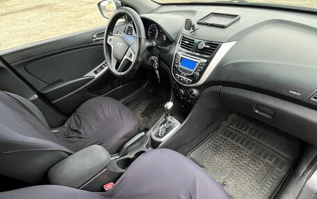 Hyundai Solaris II рестайлинг, 2011 год, 620 000 рублей, 10 фотография