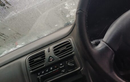 Subaru Legacy VII, 1995 год, 200 000 рублей, 3 фотография