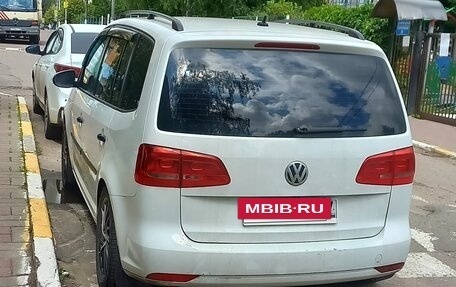 Volkswagen Touran III, 2014 год, 824 000 рублей, 9 фотография