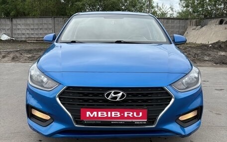 Hyundai Solaris II рестайлинг, 2018 год, 1 220 000 рублей, 1 фотография