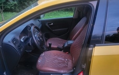 Volkswagen Polo VI (EU Market), 2015 год, 450 000 рублей, 1 фотография