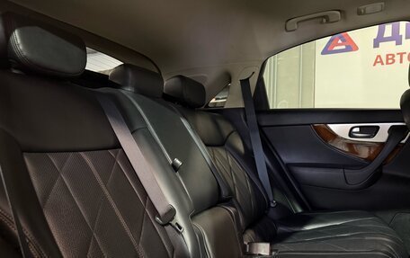 Infiniti FX II, 2011 год, 1 790 000 рублей, 26 фотография