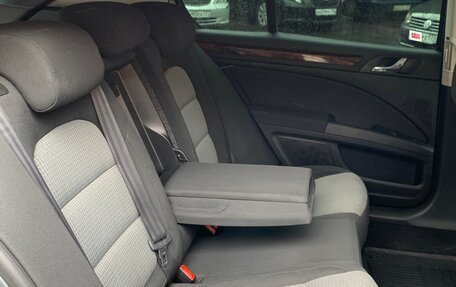 Skoda Superb III рестайлинг, 2010 год, 690 000 рублей, 18 фотография