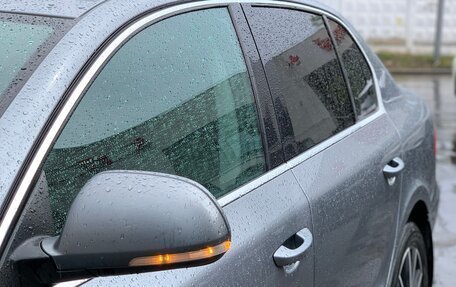 Skoda Superb III рестайлинг, 2010 год, 690 000 рублей, 13 фотография