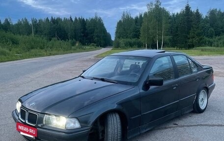 BMW 3 серия, 1993 год, 550 000 рублей, 11 фотография