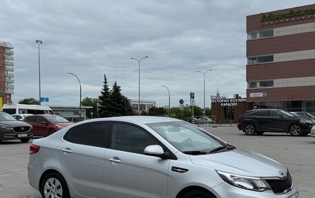 KIA Rio III рестайлинг, 2015 год, 900 000 рублей, 2 фотография