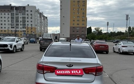 KIA Rio III рестайлинг, 2015 год, 900 000 рублей, 3 фотография