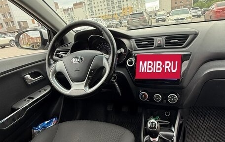 KIA Rio III рестайлинг, 2015 год, 900 000 рублей, 10 фотография