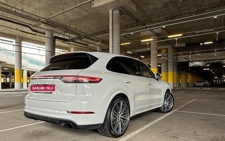 Porsche Cayenne III, 2020 год, 10 490 000 рублей, 2 фотография