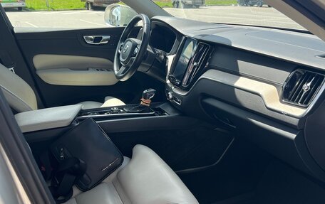 Volvo XC60 II, 2019 год, 3 750 000 рублей, 5 фотография