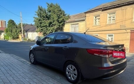 KIA Rio III рестайлинг, 2015 год, 800 000 рублей, 11 фотография