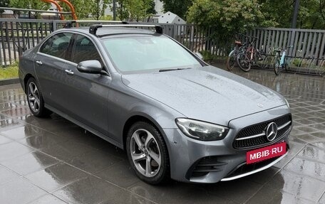 Mercedes-Benz E-Класс, 2022 год, 5 800 000 рублей, 6 фотография