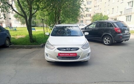 Hyundai Solaris II рестайлинг, 2012 год, 635 000 рублей, 2 фотография