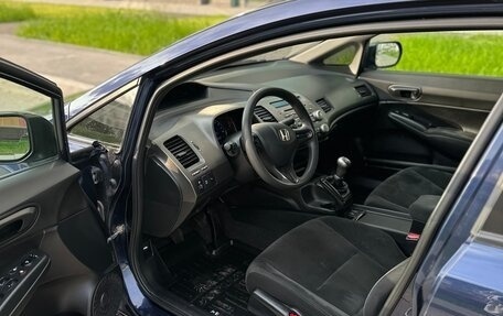 Honda Civic VIII, 2010 год, 700 000 рублей, 10 фотография