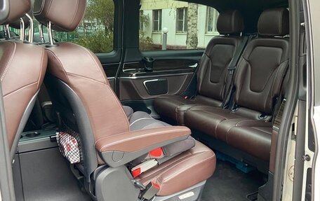 Mercedes-Benz V-Класс, 2017 год, 4 600 000 рублей, 12 фотография