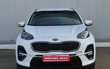 KIA Sportage IV рестайлинг, 2020 год, 2 300 000 рублей, 2 фотография