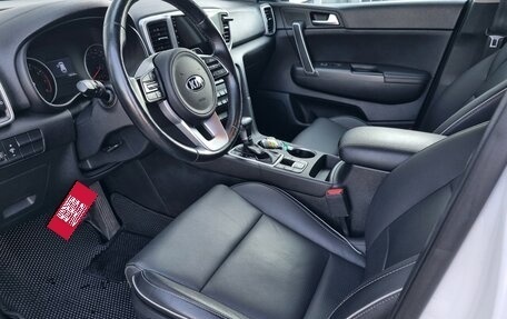 KIA Sportage IV рестайлинг, 2020 год, 2 300 000 рублей, 7 фотография