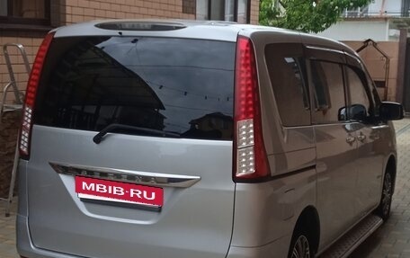 Nissan Serena IV, 2013 год, 1 180 000 рублей, 2 фотография