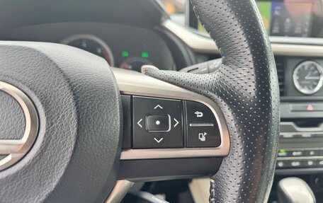 Lexus RX IV рестайлинг, 2018 год, 4 150 000 рублей, 15 фотография