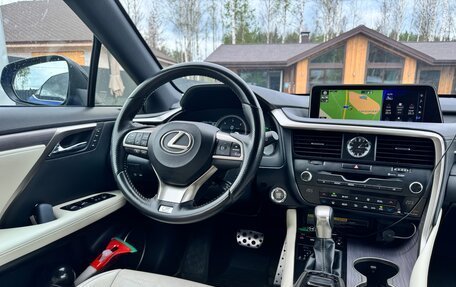 Lexus RX IV рестайлинг, 2018 год, 4 150 000 рублей, 13 фотография