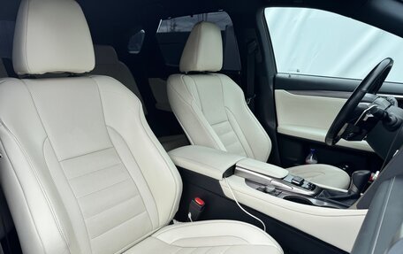 Lexus RX IV рестайлинг, 2018 год, 4 150 000 рублей, 20 фотография