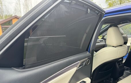 Lexus RX IV рестайлинг, 2018 год, 4 150 000 рублей, 30 фотография