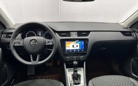 Skoda Octavia IV, 2021 год, 2 400 000 рублей, 5 фотография