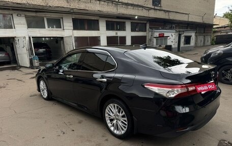 Toyota Camry, 2020 год, 2 750 000 рублей, 11 фотография