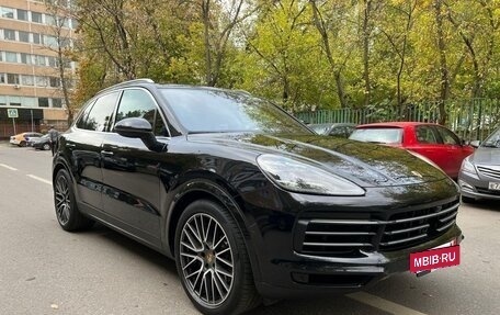 Porsche Cayenne III, 2022 год, 6 800 000 рублей, 2 фотография