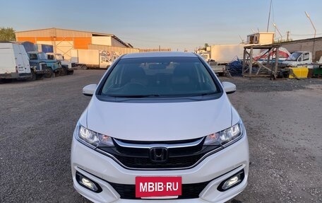 Honda Fit III, 2018 год, 1 415 000 рублей, 7 фотография