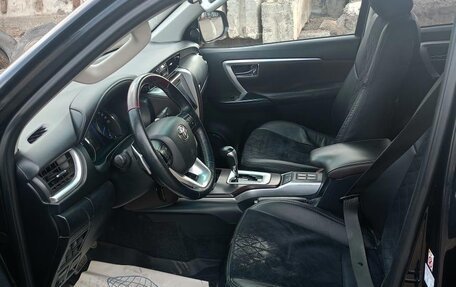 Toyota Fortuner II, 2019 год, 3 290 000 рублей, 6 фотография