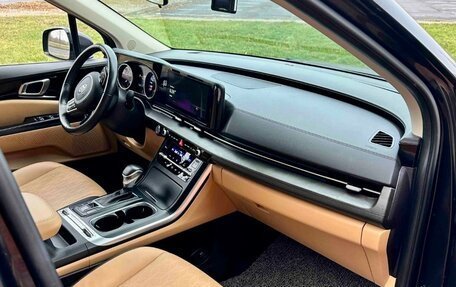 KIA Carnival, 2022 год, 5 500 000 рублей, 6 фотография