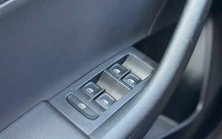Volkswagen Polo VI (EU Market), 2021 год, 1 550 000 рублей, 29 фотография