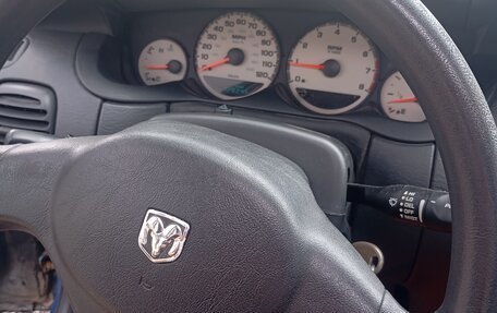 Dodge Neon II, 2004 год, 255 000 рублей, 9 фотография