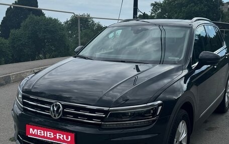 Volkswagen Tiguan II, 2020 год, 2 900 000 рублей, 1 фотография