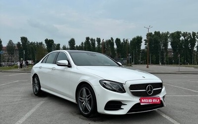 Mercedes-Benz E-Класс, 2019 год, 4 950 000 рублей, 1 фотография