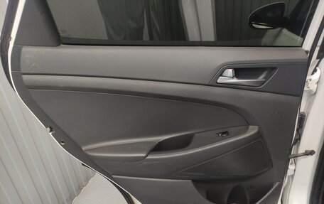 Hyundai Tucson III, 2016 год, 1 750 000 рублей, 15 фотография