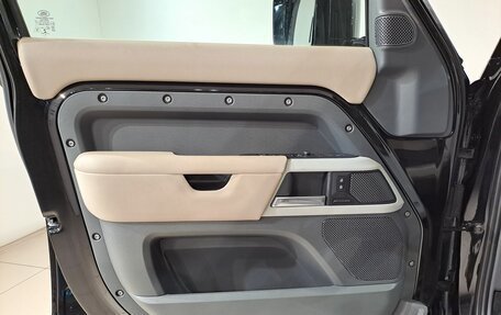 Land Rover Defender II, 2020 год, 5 700 000 рублей, 18 фотография
