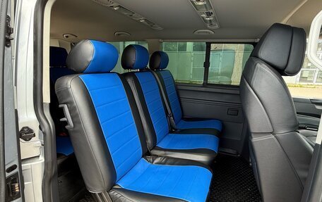 Volkswagen Caravelle T5, 2015 год, 2 499 000 рублей, 9 фотография